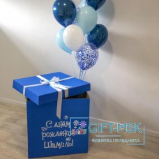 Коробка с шарами синяя
